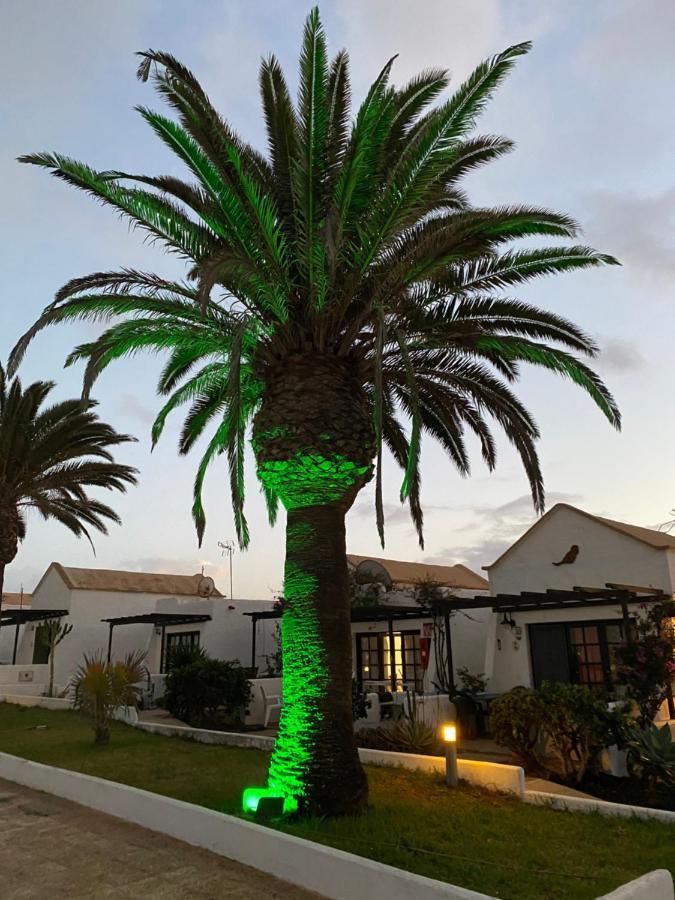 Estrella Del Mar 8. 1 Bedroom Villa With Pool And Gardens 300 Metres From The Beach Corralejo Dış mekan fotoğraf